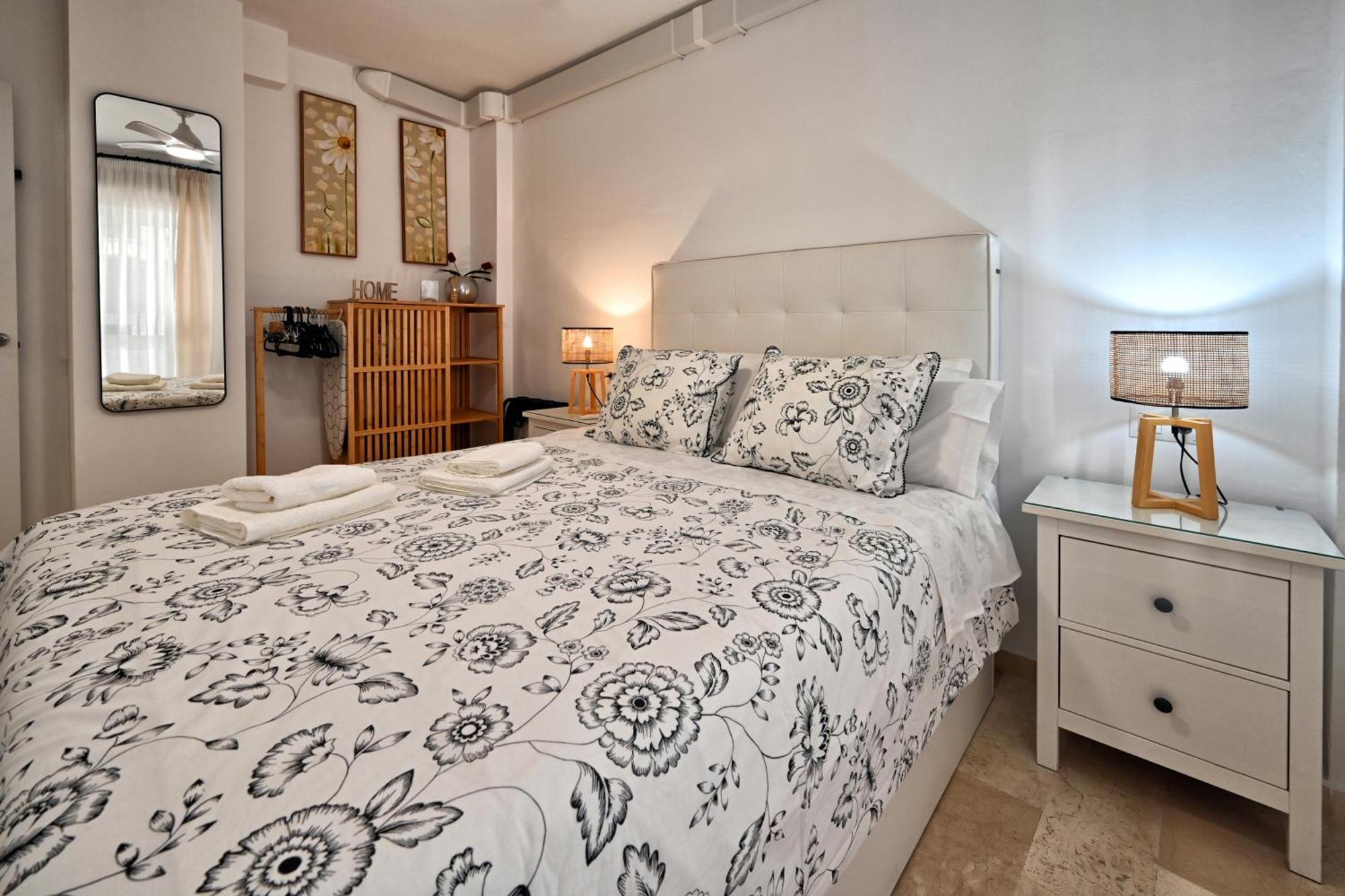 Love Rent4 Malaga Rafa Экстерьер фото